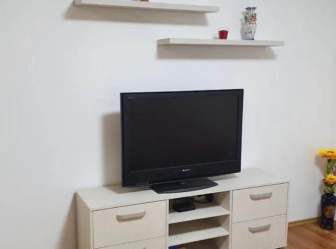 Maksim Delux زلاتيبور